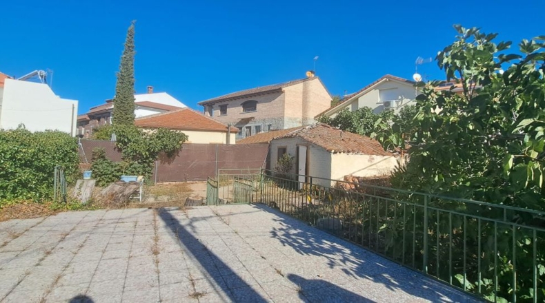 Comunidad de Madrid - Valdemorillo - 220m2