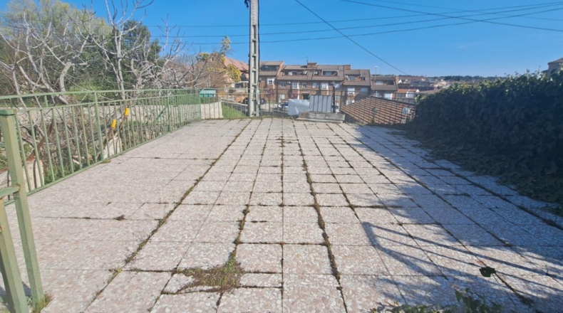 Comunidad de Madrid - Valdemorillo - 220m2