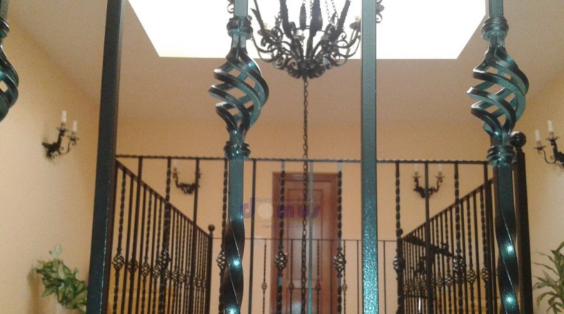Badajoz - Almendralejo - 2300m2