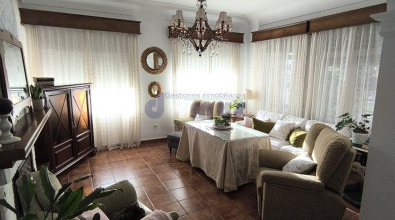 Badajoz - Almendralejo - 1200m2