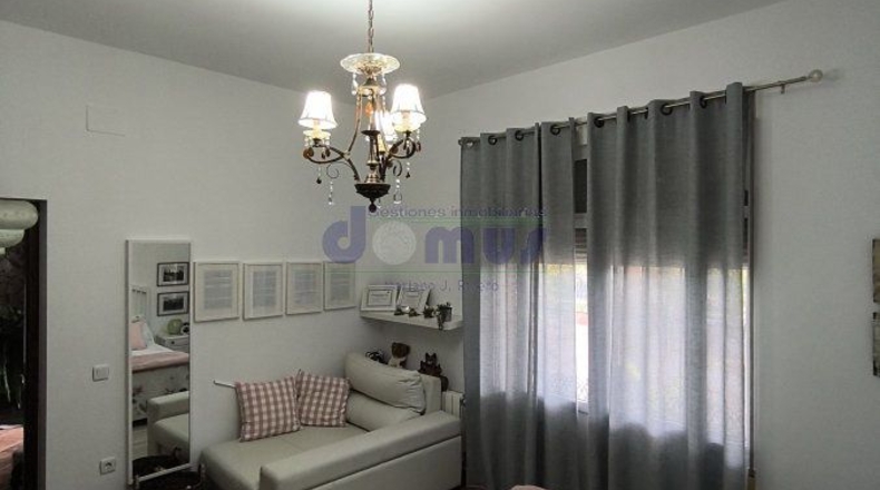 Badajoz - Almendralejo - 1200m2
