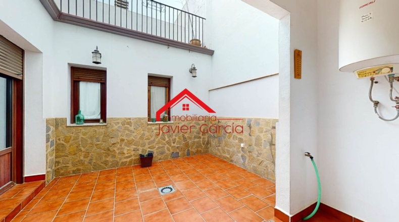 Badajoz - Villafranca de los Barros - 217m2