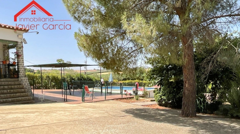 Badajoz - Вильяфранка-де-лос-Баррос - 3500m2