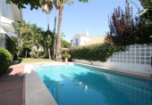Vil·la amb terreny en venda a Marbella ref.: TR187563 foto