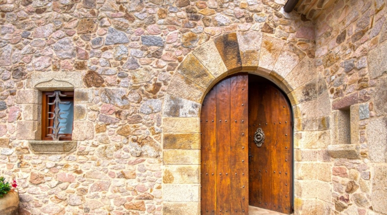 Gerona - Sant Feliu de Guíxols - 1179m2