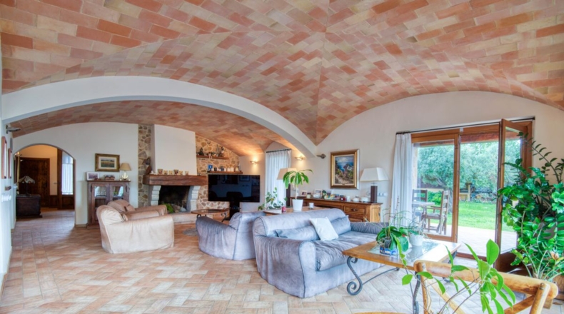 Gerona - Sant Feliu de Guíxols - 1179m2