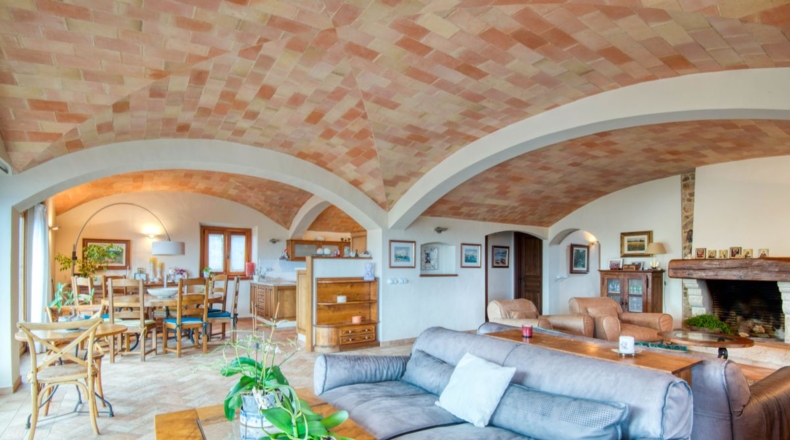 Gerona - Sant Feliu de Guíxols - 1179m2