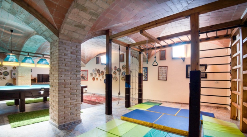 Gerona - Sant Feliu de Guíxols - 1179m2