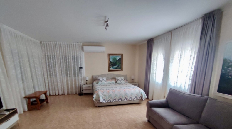 Gerona - Sant Feliu de Guíxols - 607m2
