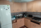 Дом с участком на продажу в городе El Campillo. Фото