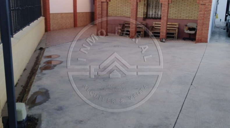 Sevilla - Écija - 4000m2