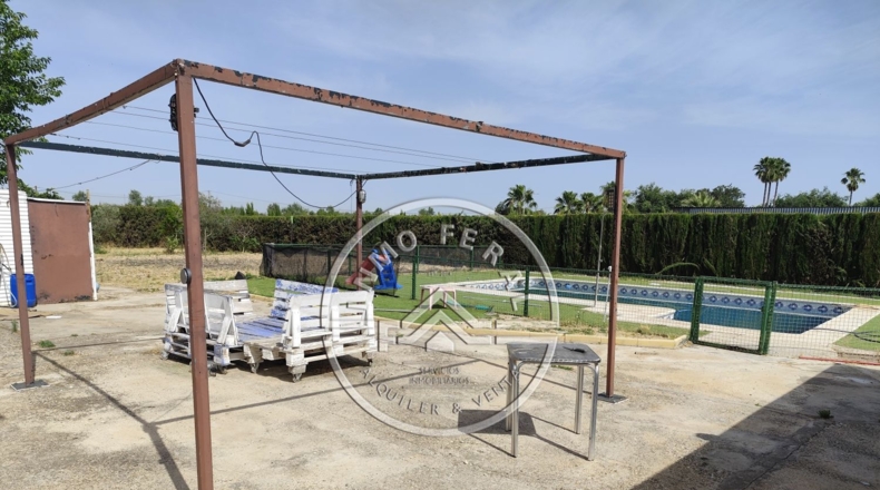 Sevilla - Écija - 2500m2