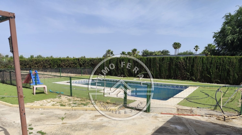 Sevilla - Écija - 2500m2