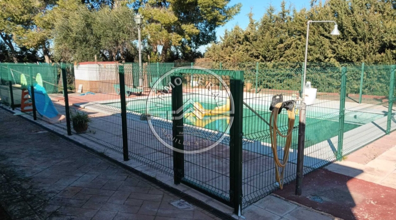Sevilla - Écija - 9500m2