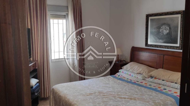 Sevilla - Écija - 9500m2