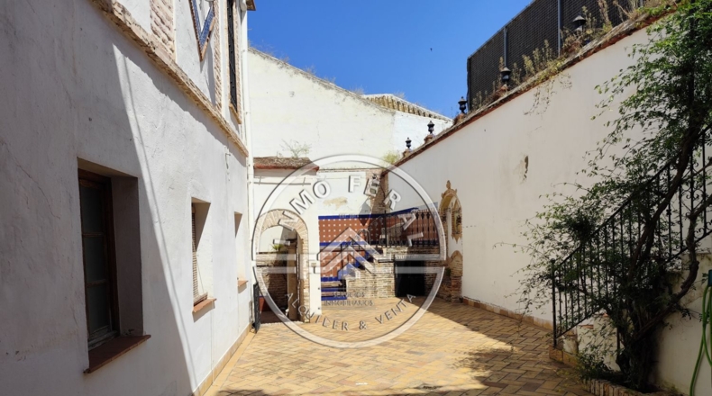 Seville - Écija - 1900m2