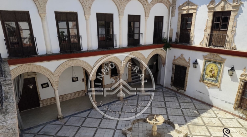 Seville - Écija - 1900m2