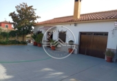 Chalet independiente con terreno en venta en Fuente Palmera ref: TR334926 foto