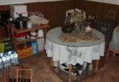 Дом с участком на продажу в городе Вальдепеньяс. Фото