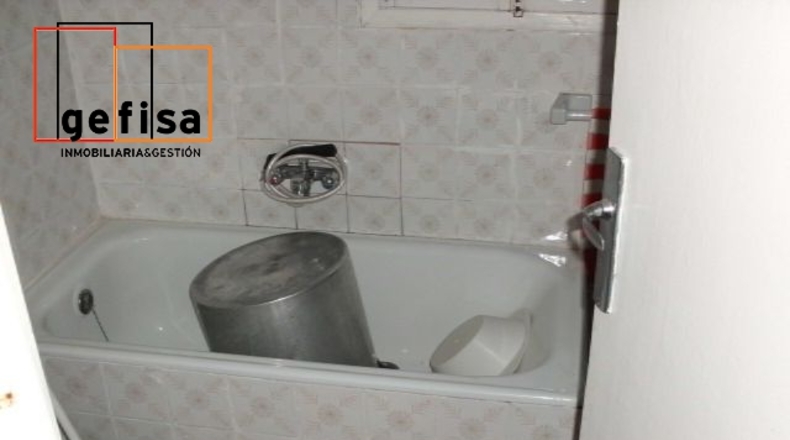 Ciudad Real - Valdepeñas - 250m2