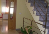Chalet adosado con terreno en venta en Valdepeñas ref: TR209539 foto