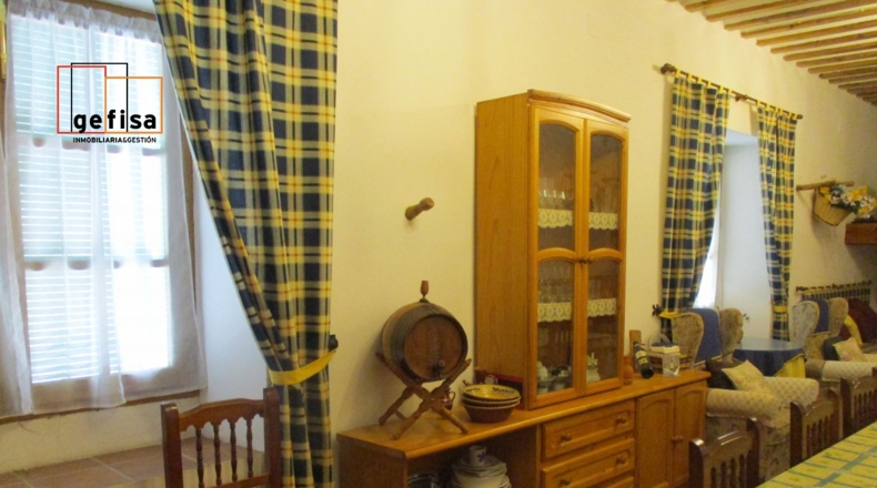 Ciudad Real - Valdepeñas - 1500m2