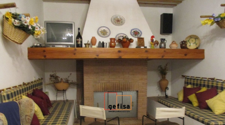 Ciudad Real - Valdepeñas - 1500m2