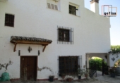 Casa de camp amb terreny en venda a Valdepeñas ref.: TR13721 foto