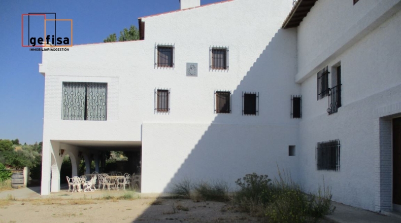 Ciudad Real - Valdepeñas - 60000m2