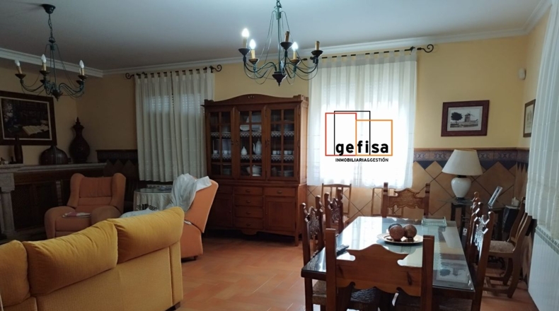 Ciudad Real - Valdepeñas - 980m2