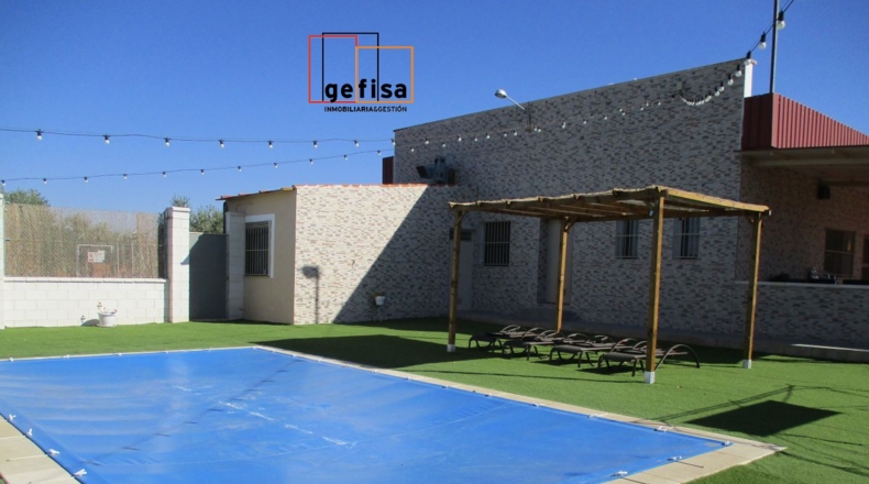 Ciudad Real - Valdepeñas - 19000m2