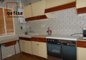 Дом с участком на продажу в городе Вальдепеньяс. Фото