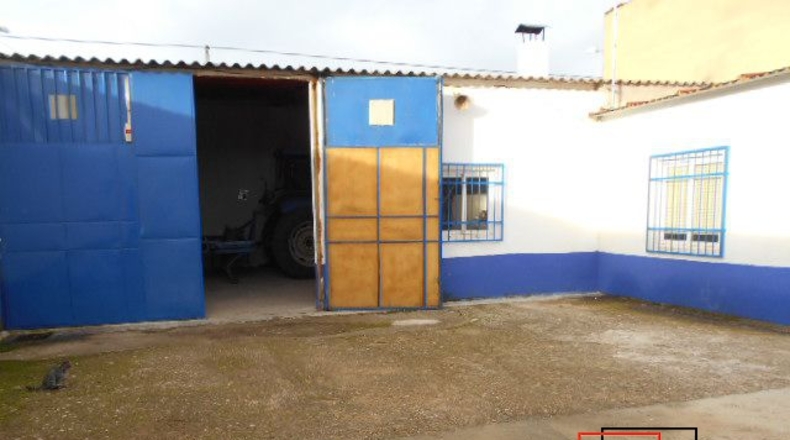 Ciudad Real - Valdepeñas - 580m2