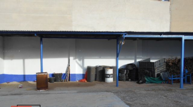 Ciudad Real - Valdepeñas - 580m2