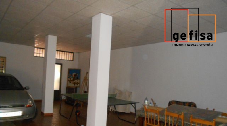 Ciudad Real - Valdepeñas - 350m2