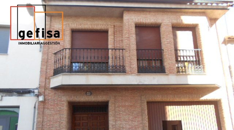 Ciudad Real - Valdepeñas - 350m2