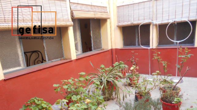 Ciudad Real - Valdepeñas - 400m2