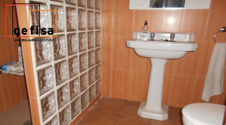 Ciudad Real - Valdepeñas - 390m2