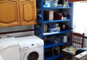 Дом с участком на продажу в городе Вальдепеньяс. Фото