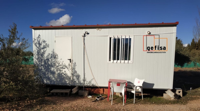 Ciudad Real - Valdepeñas - 6500m2