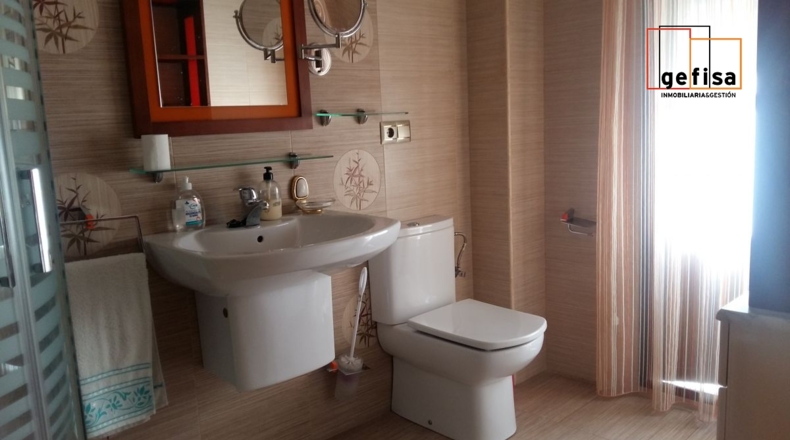 Ciudad Real - Valdepeñas - 220m2