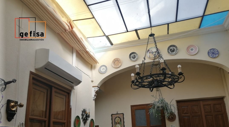 Ciudad Real - Valdepeñas - 260m2