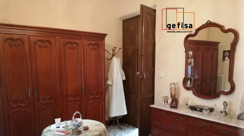 Ciudad Real - Valdepeñas - 260m2