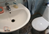 Дом с участком на продажу в городе Вальдепеньяс. Фото