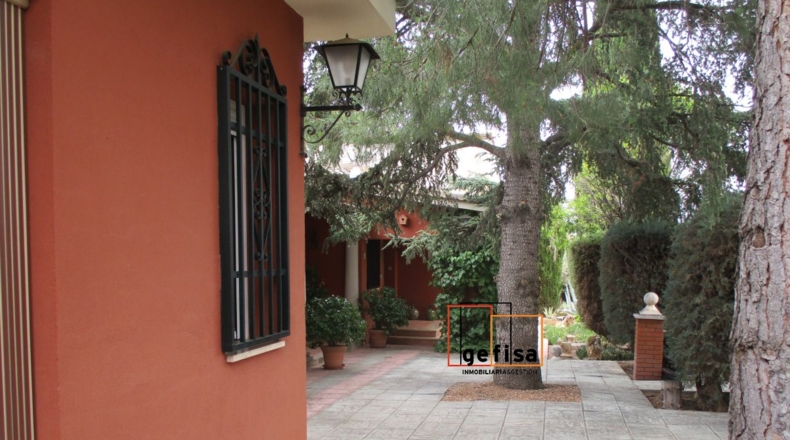 Ciudad Real - Valdepeñas - 1250m2