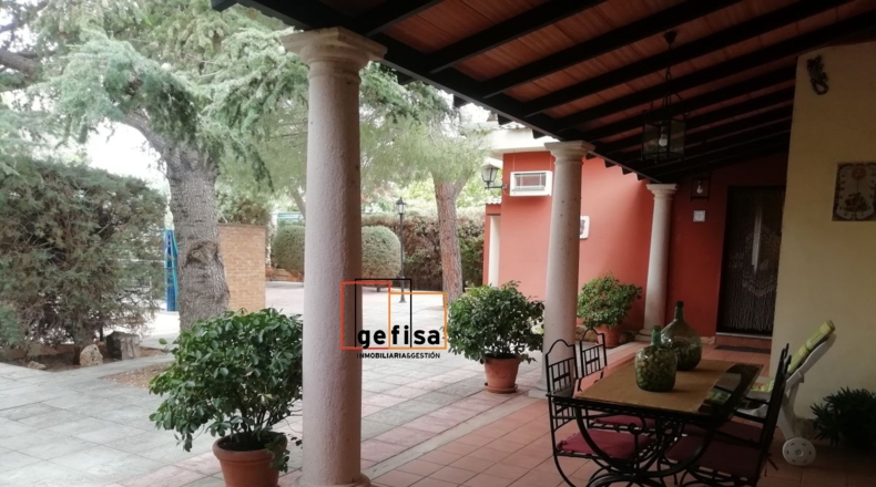 Ciudad Real - Valdepeñas - 1250m2