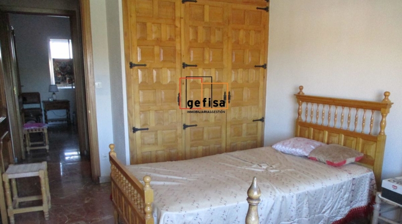 Ciudad Real - Valdepeñas - 415m2