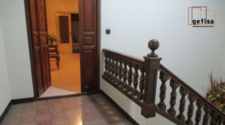 Ciudad Real - Valdepeñas - 540m2