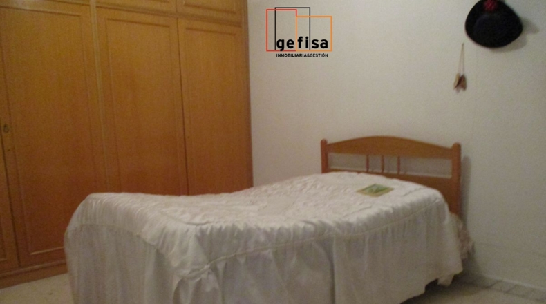 Ciudad Real - Valdepeñas - 540m2