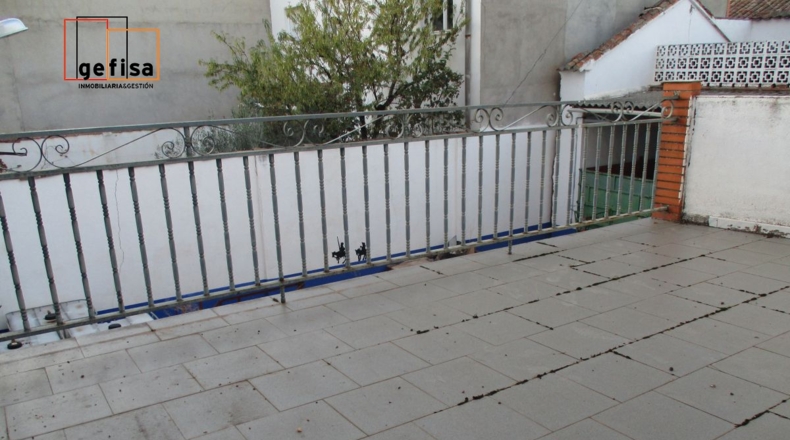 Ciudad Real - Valdepeñas - 540m2